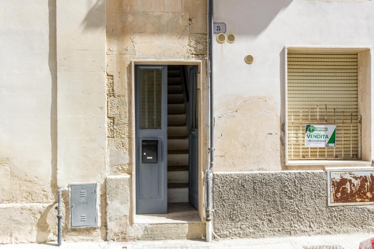 Lecce Center Charming Flat With Terrace Apartment Екстериор снимка