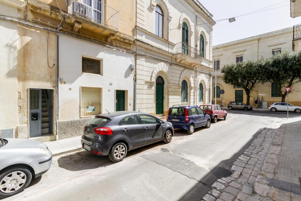 Lecce Center Charming Flat With Terrace Apartment Екстериор снимка