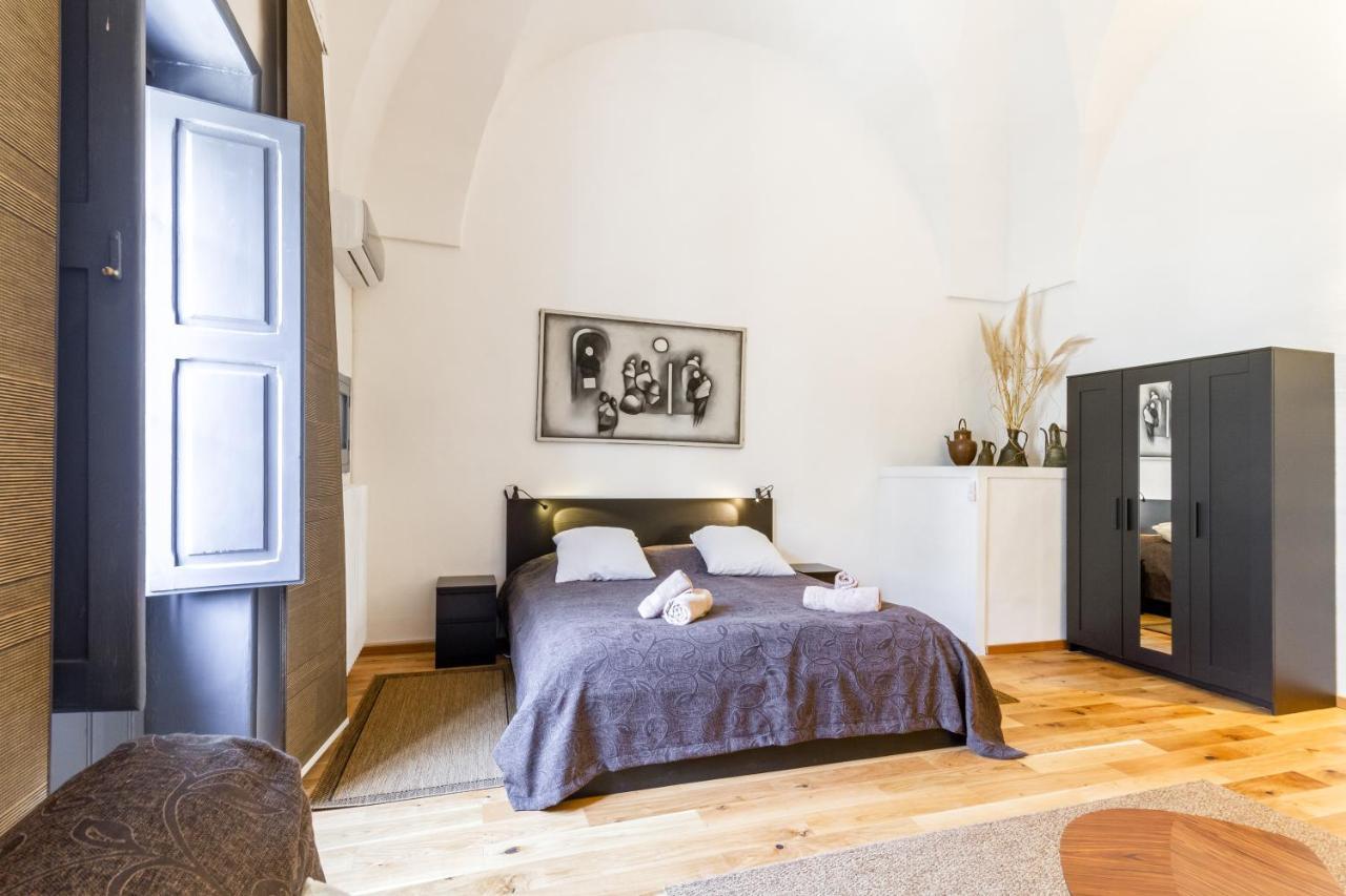 Lecce Center Charming Flat With Terrace Apartment Екстериор снимка